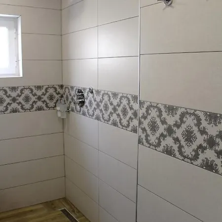 2v1 - Myslym Shyri *