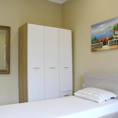 2v1 - Myslym Shyri * تيرانا