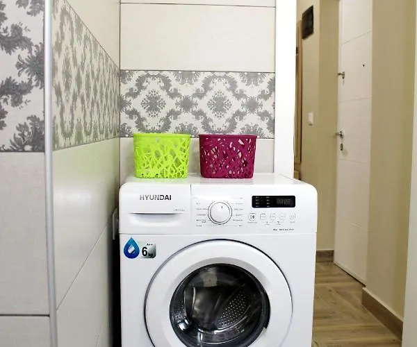 2v1 - Myslym Shyri דירה