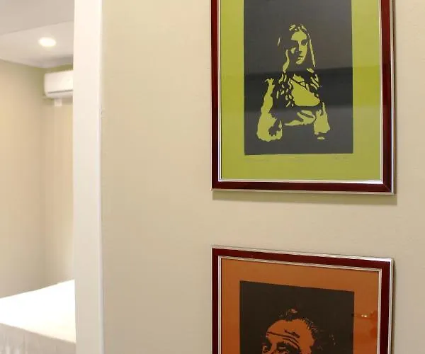 2v1 - Myslym Shyri דירה טיראנה