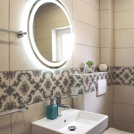 Apartman 2v1 - Myslym Shyri Tirana