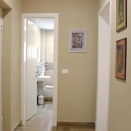 2v1 - Myslym Shyri * Tiran