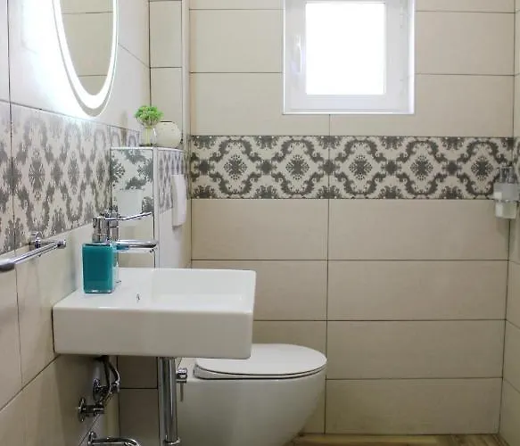 2v1 - Myslym Shyri Apartment Tirana